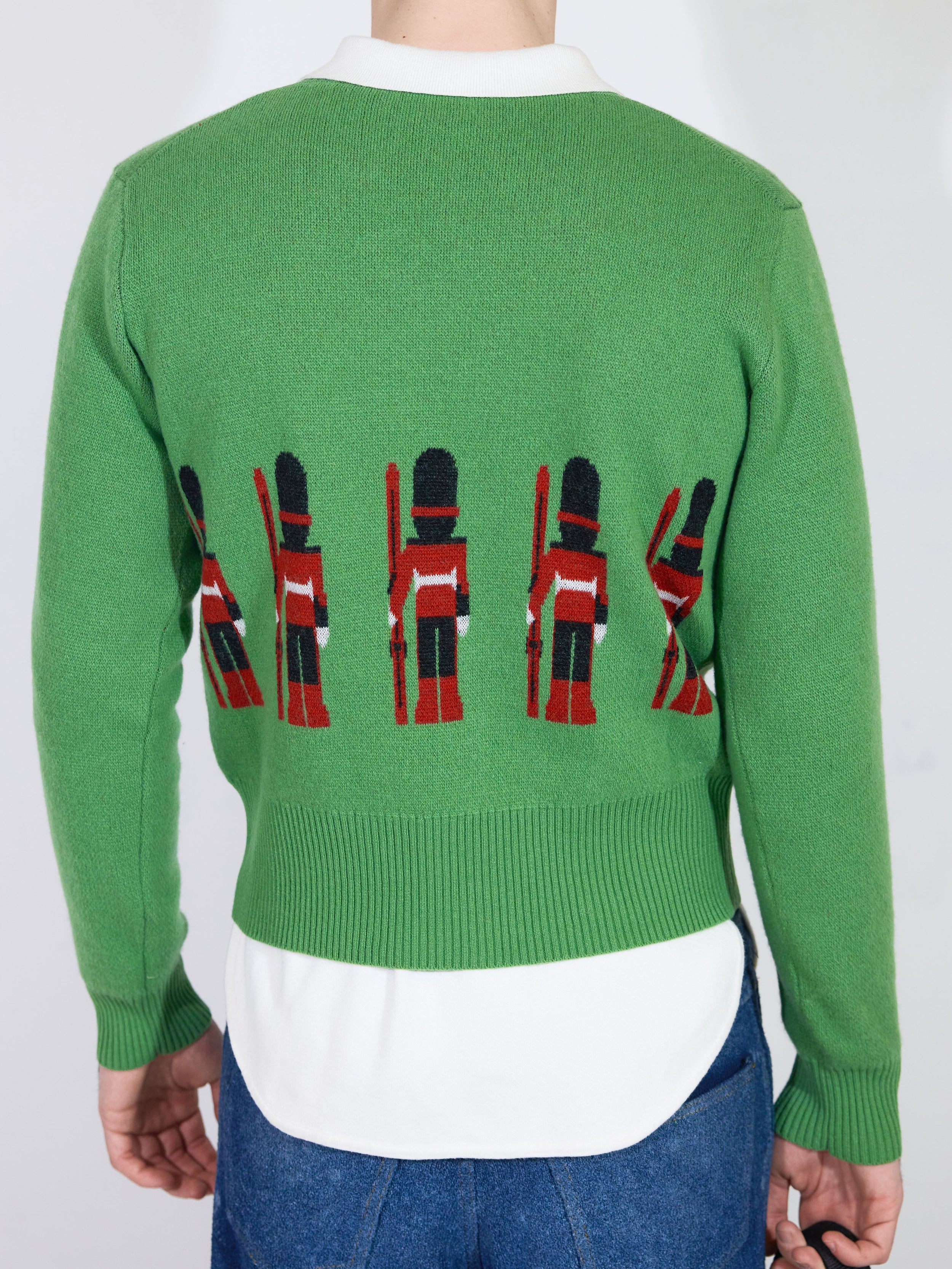 THE SKIING GUARDSMAN CREWNECK